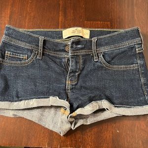 Hollister short short low rise jean shorts size 1
